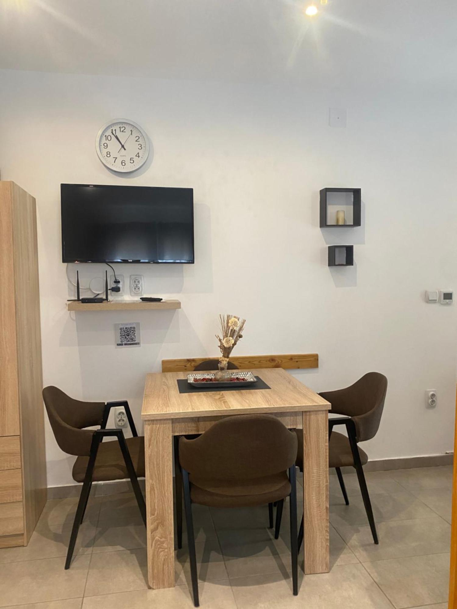 Aphrodite Hills Apartments-Stara Planina Crni Vrh Bagian luar foto